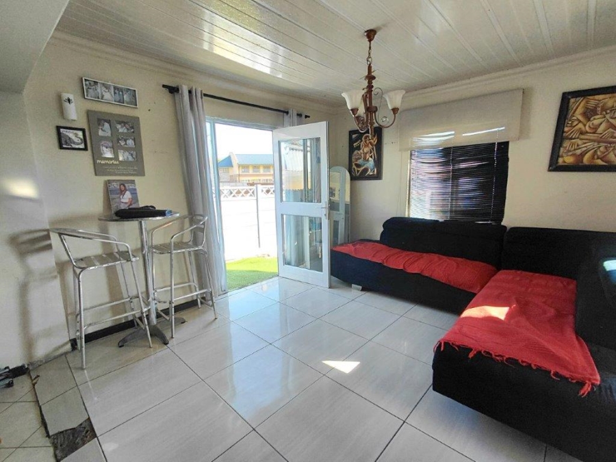 3 Bedroom Property for Sale in Broadlands Village Western Cape
